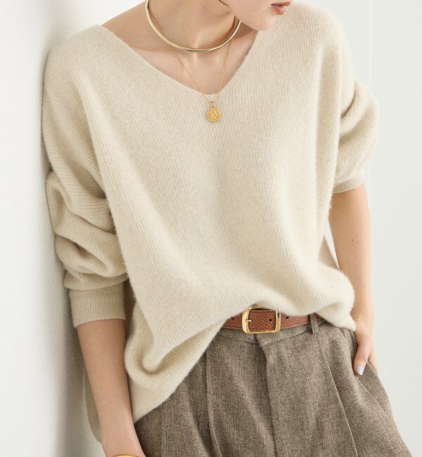  「【抜け感シルエット】ヘアリーウール片畦Vネックニット」|ニット・セーター|