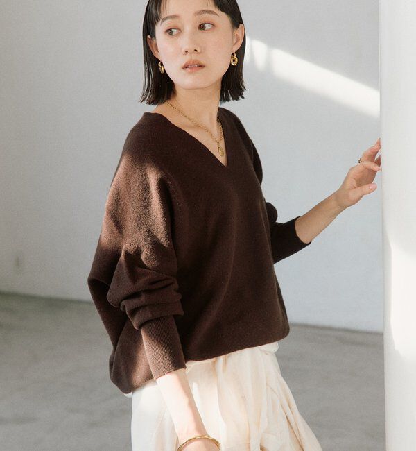  「【リバイバル/新色追加/7色展開】ウール100NEWバックボリュームニット」|ニット・セーター|