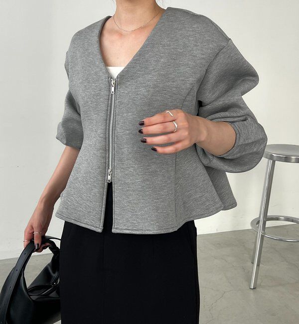  「【スタイルアップが叶う/伸縮性◎】ペプラムジップカーディガン」|Tシャツ・カットソー|