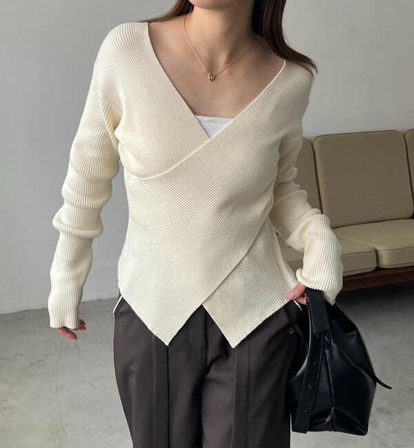  「【新色/ライトベージュ・グレー】クロスVネックニット」|ニット・セーター|