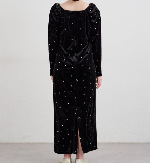  「ベロア刺繍ワンピース」|ワンピース|