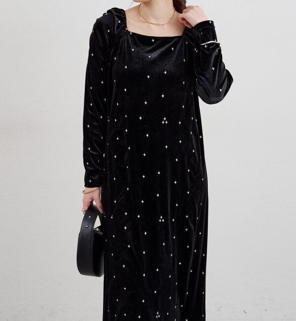  「ベロア刺繍ワンピース」|ワンピース|