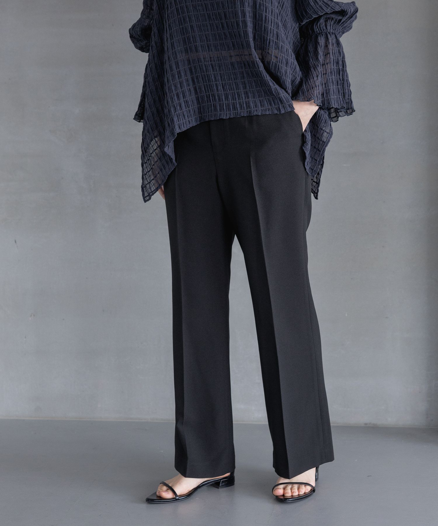 A part by 「シャンブレーセミフレアパンツ」|スラックス|