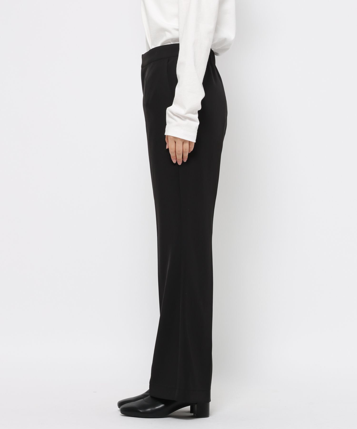 LOWRYS FARM「センタープレスフレアパンツ」|チノ|