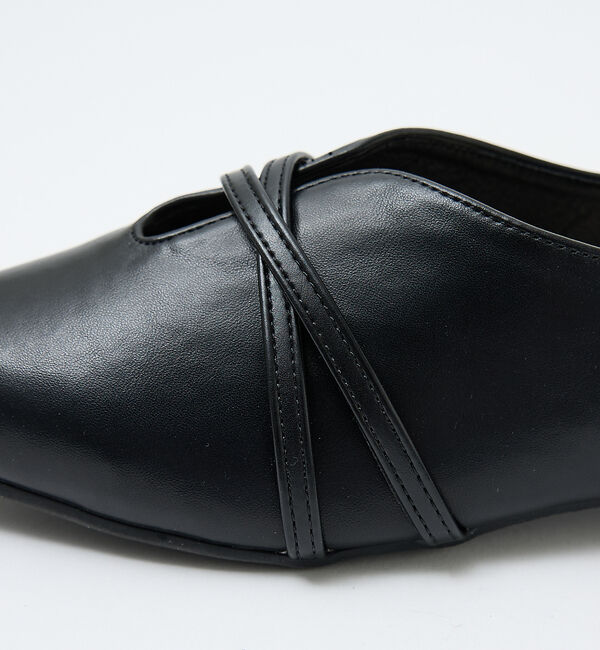 AU BANNISTER「【販売店舗限定】クロスベルトパンプス」|パンプス|