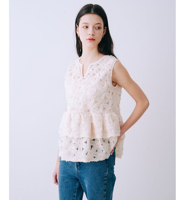 SELFIST「【kariさんコラボ】フラワーモチーフペプラムブラウス【予約】」|シャツ・ブラウス|