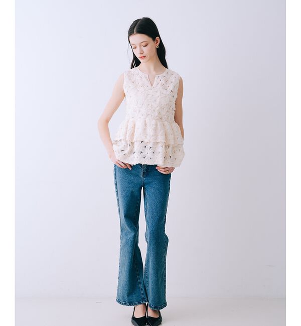 SELFIST「【kariさんコラボ】フラワーモチーフペプラムブラウス【予約】」|シャツ・ブラウス|