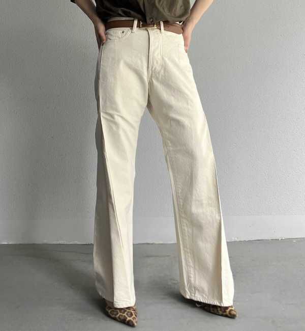 A_「【メルローズ50周年限定】【KURO別注】ホワイトデニムフレアパンツ」|デニム|