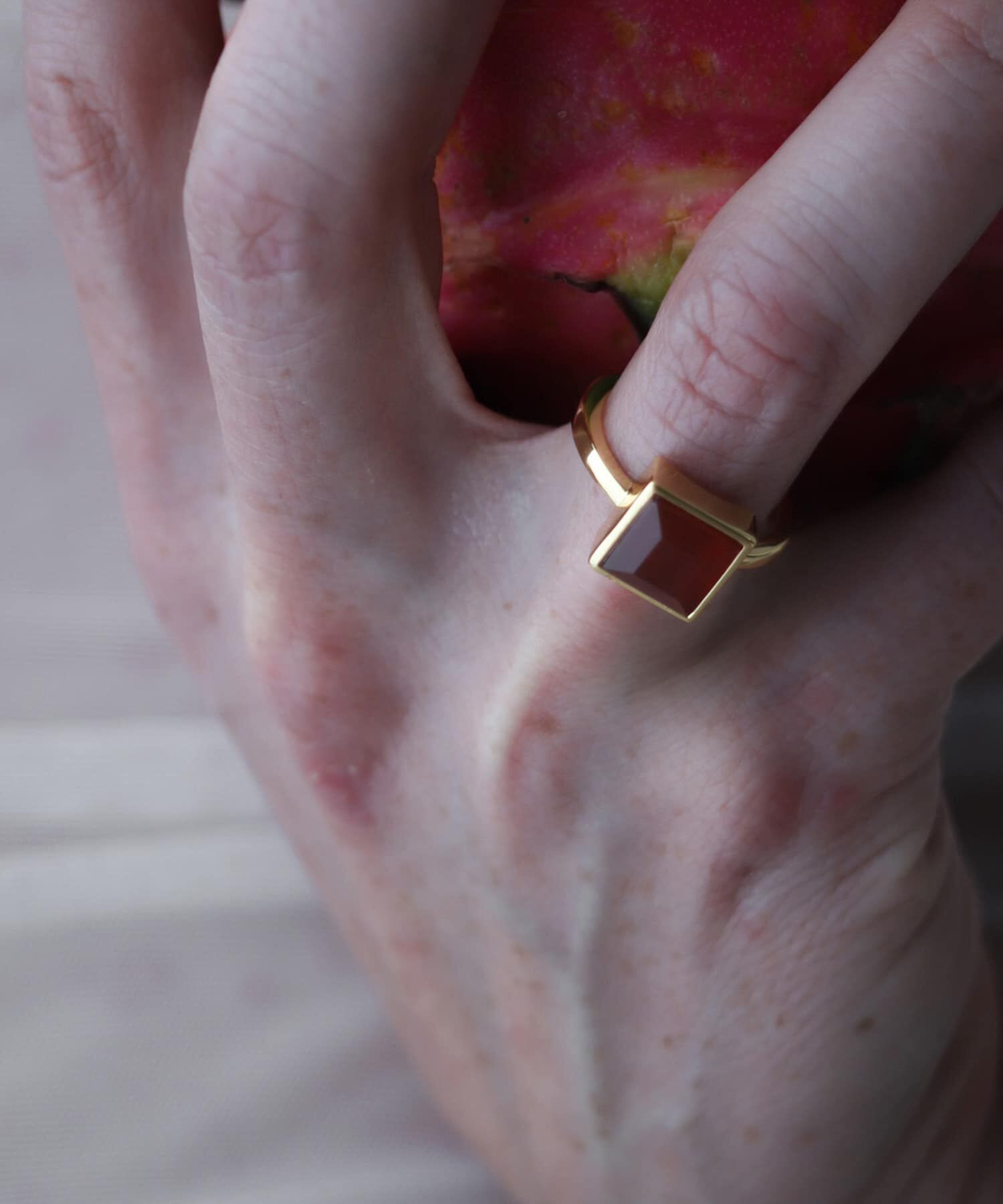 SMELLY「SMELLY so&rsquo;　square carnelian ring」|リング|ゴールド系その他