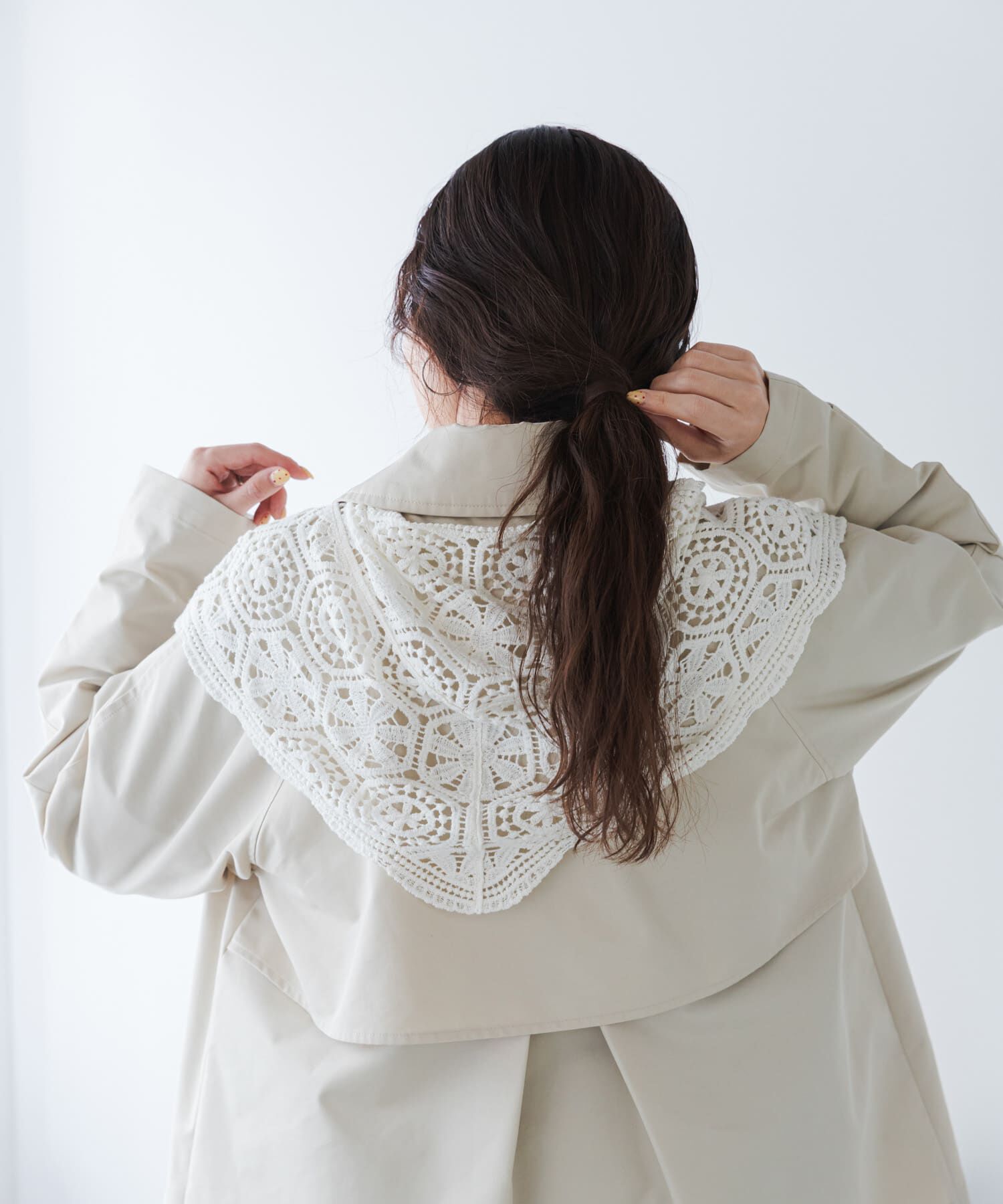 URBAN RESEARCH DOORS「レーススカーフ」|ストール|オフホワイト