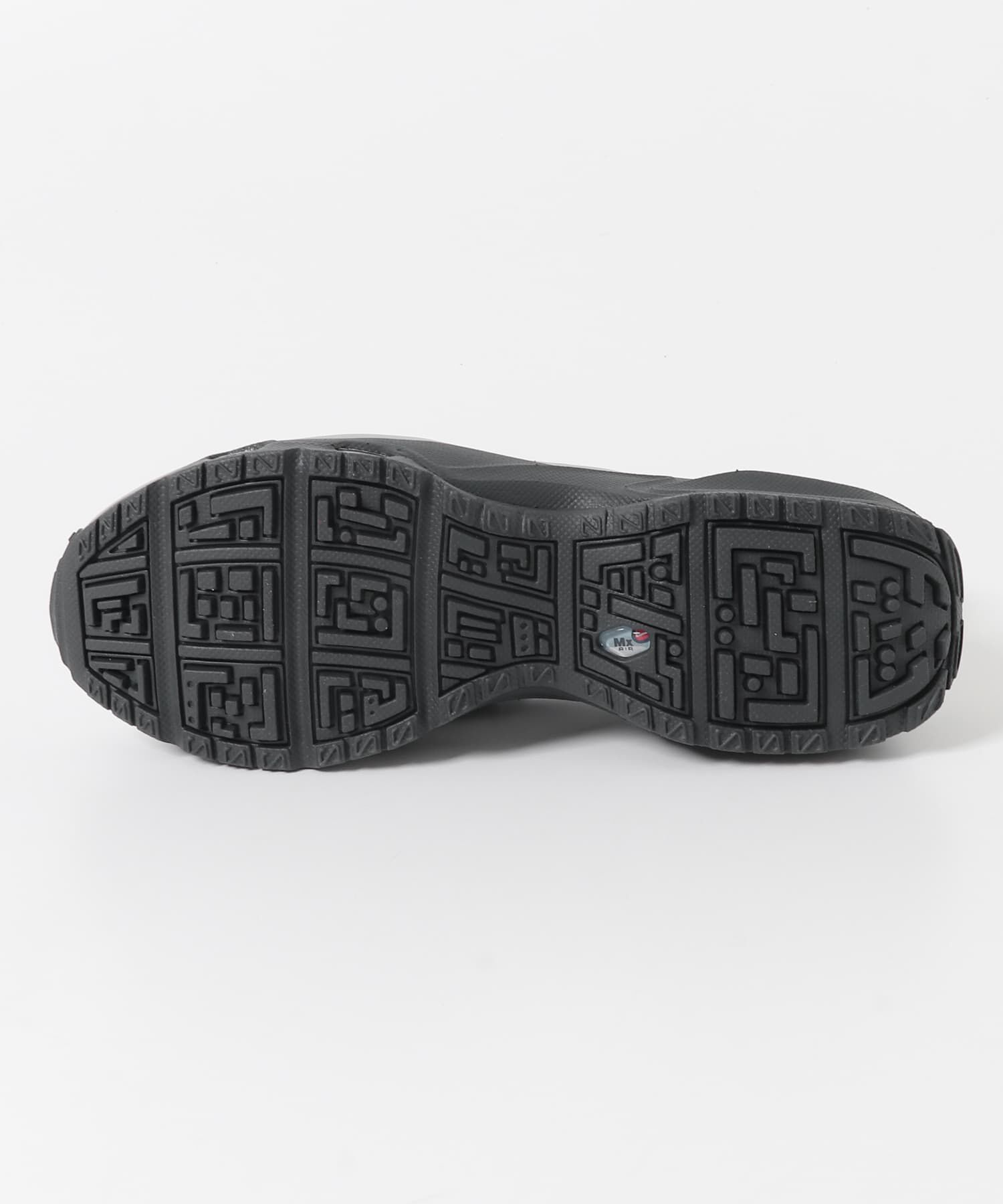 URBAN RESEARCH「NIKE　エア マックス フェノメナ」|スニーカー|