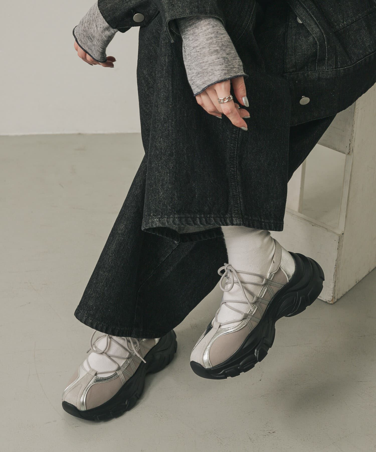 SENSE OF PLACE by URBAN RESEARCH「レースアップバレエスニーカー」|スニーカー|