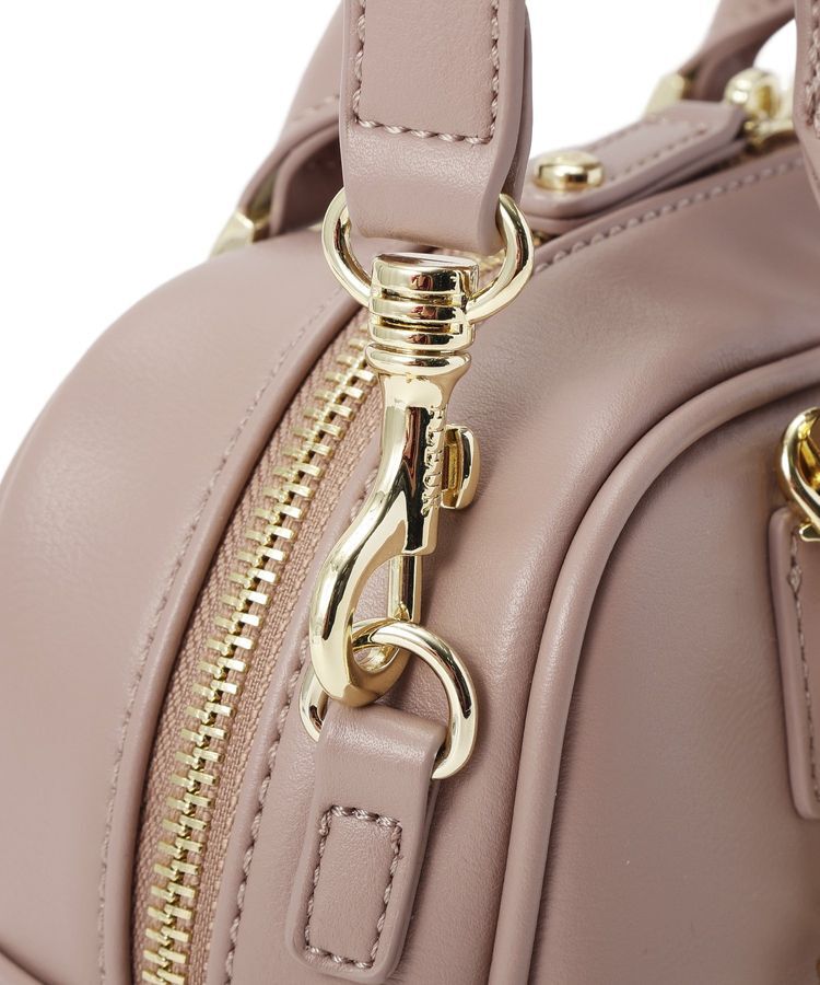 Maison de FLEUR「【チャーム付き/2Way】ワイドボストンバッグ」|ハンドバッグ|