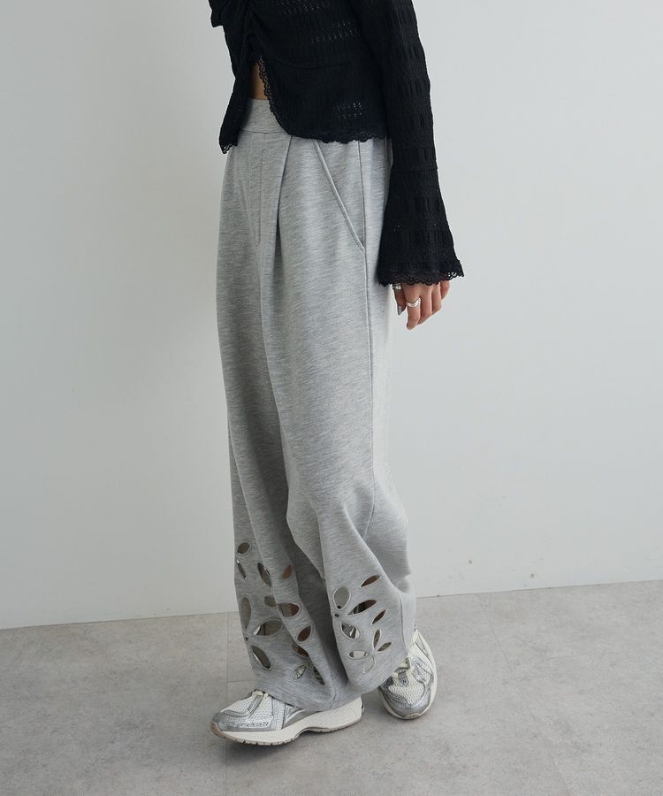 AnriettMusee「フラワーくり抜き刺繍スウェットワイドパンツ」|その他|