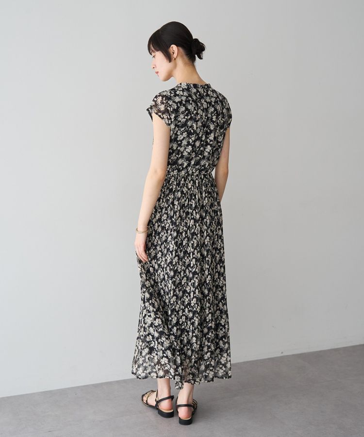 YECCA VECCA「花柄プリーツワンピース」|ワンピース|