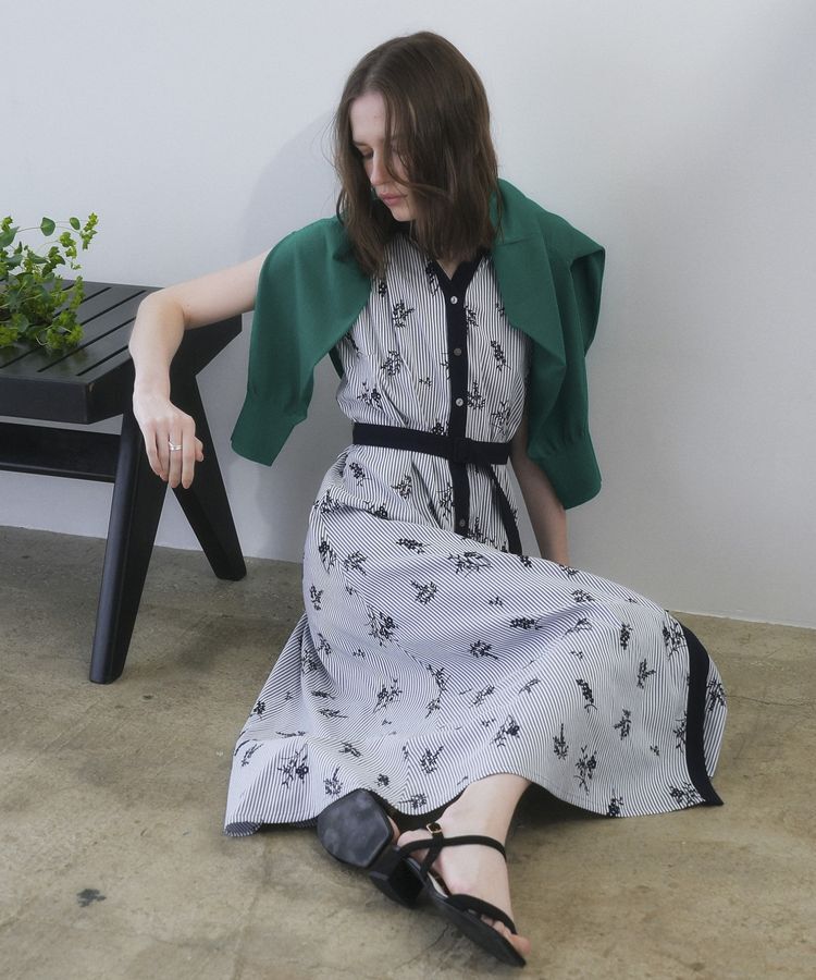 YECCA VECCA「ストライプ柄フラワー刺繍ワンピース」|ワンピース|Navy