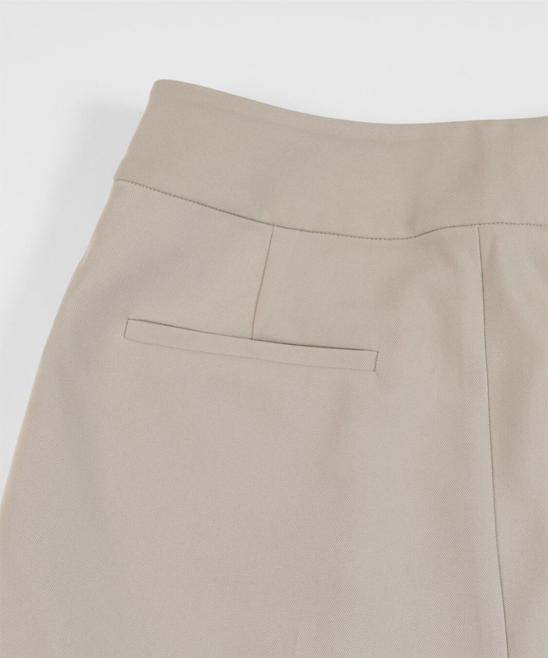 ur's「1タックセンタープレスコクーンパンツ」|スラックス|