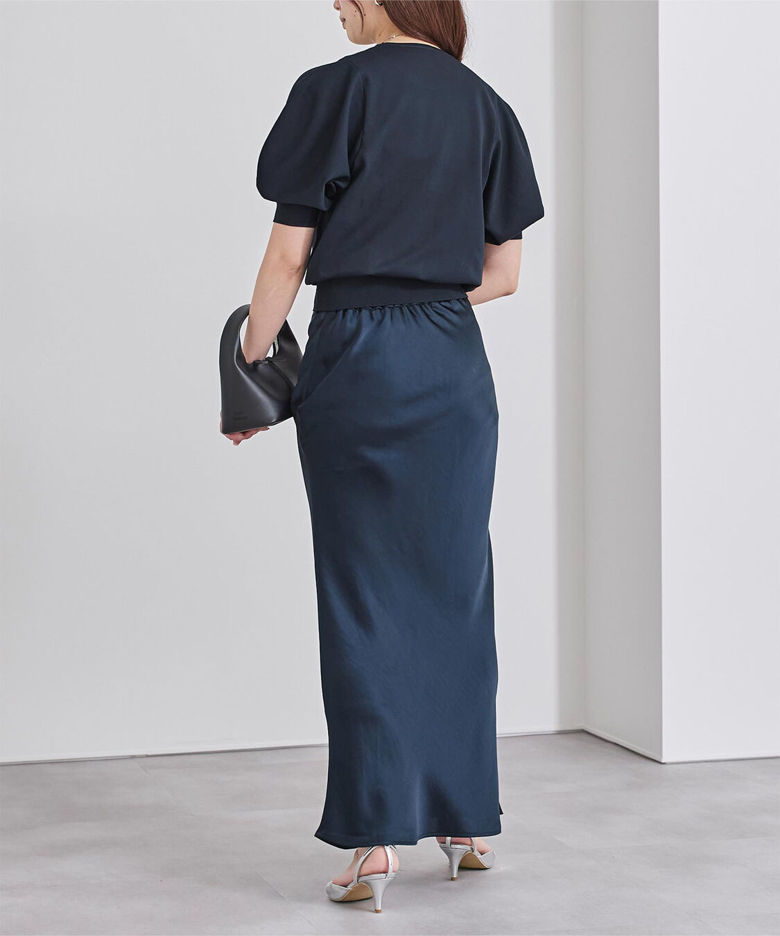 ur's「ｽﾎﾟﾝﾃﾞｨｯｼｭﾊﾟﾌｽﾘｰﾌﾞﾆｯﾄ」|ニット・セーター|