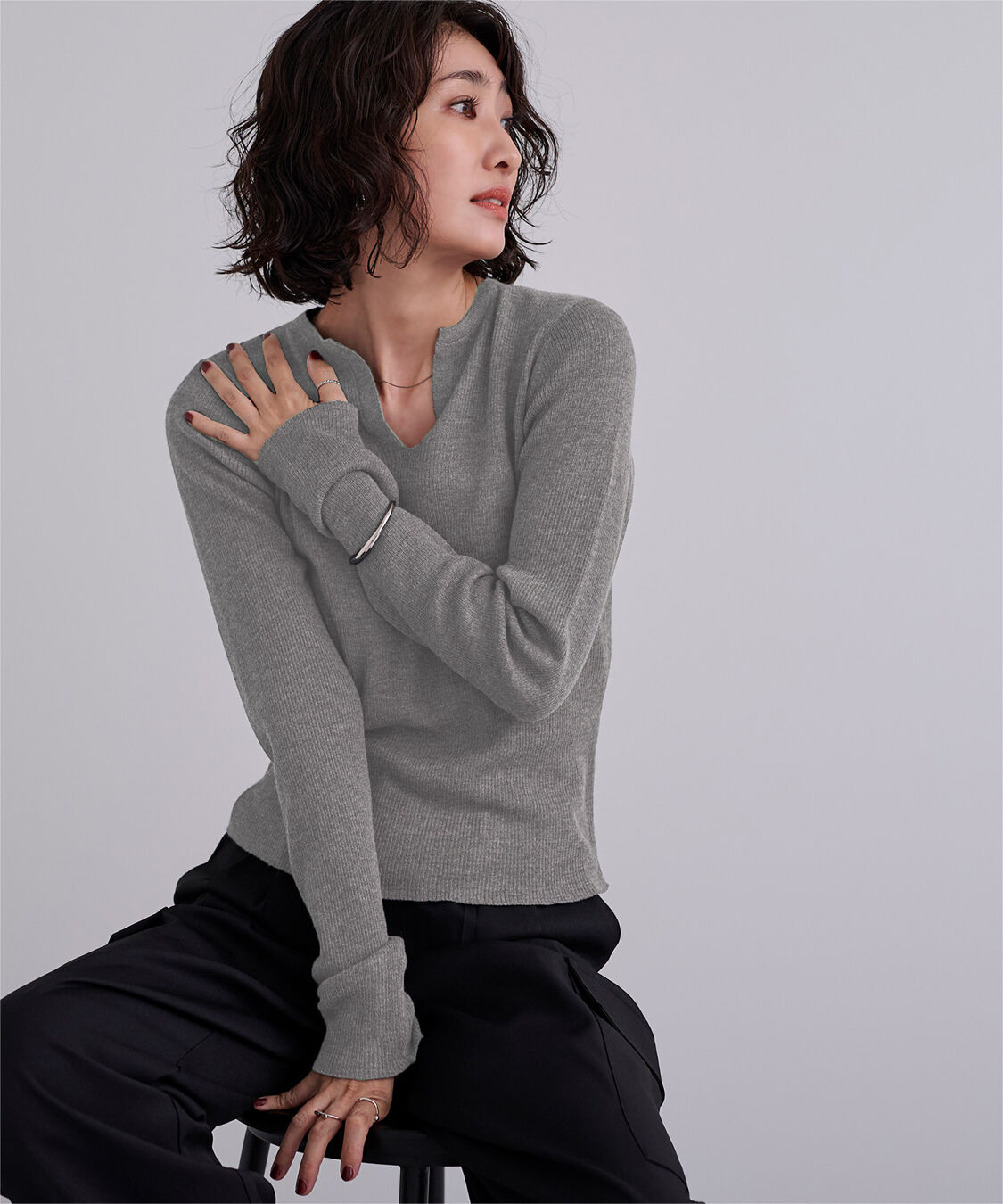 ur's「チクチクしないウールブレンドキーネックリブニット」|ニット・セーター|