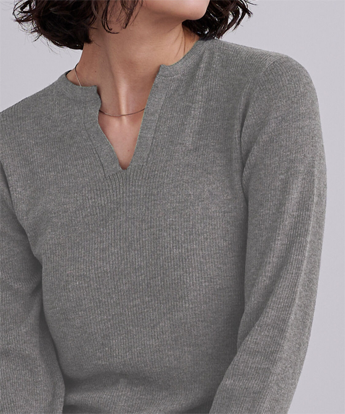ur's「チクチクしないウールブレンドキーネックリブニット」|ニット・セーター|
