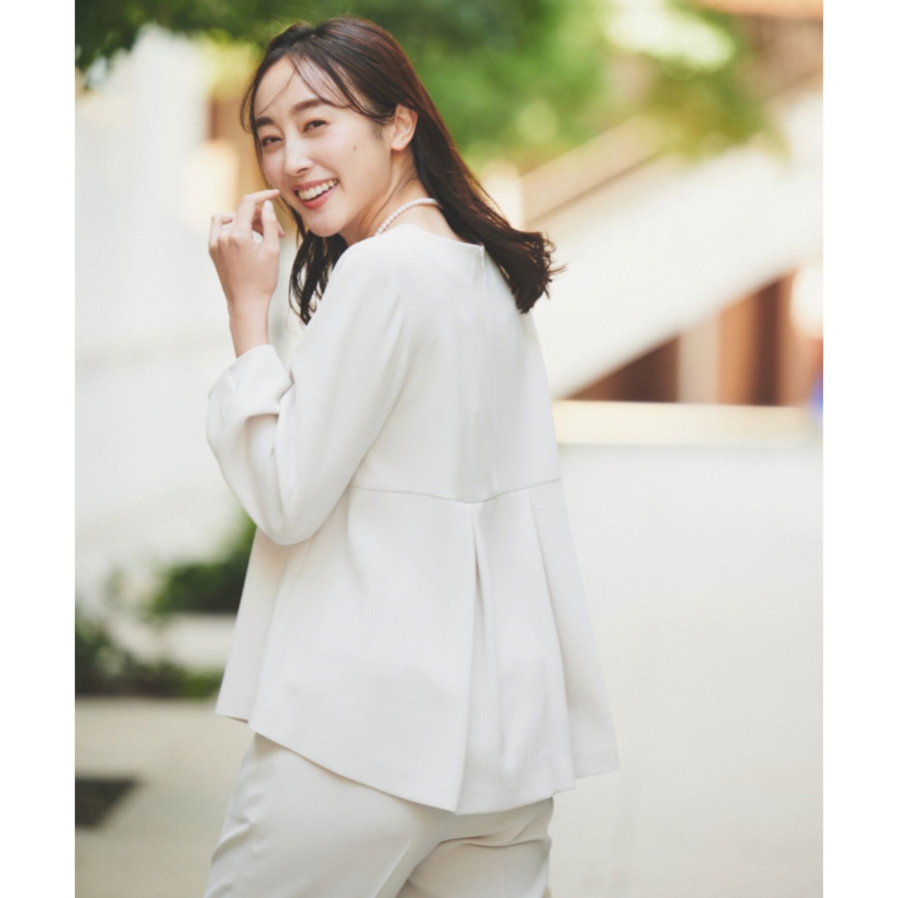 UNTITLED「【セットアップ可能】ペプラムブラウス」|シャツ・ブラウス|グレージュ(050)