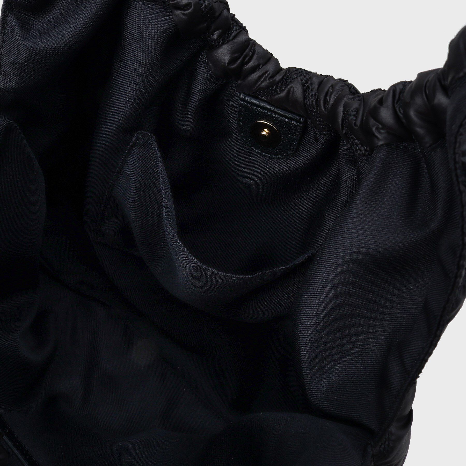 UNTITLED「軽やかナイロンフラットトート」|トートバッグ|