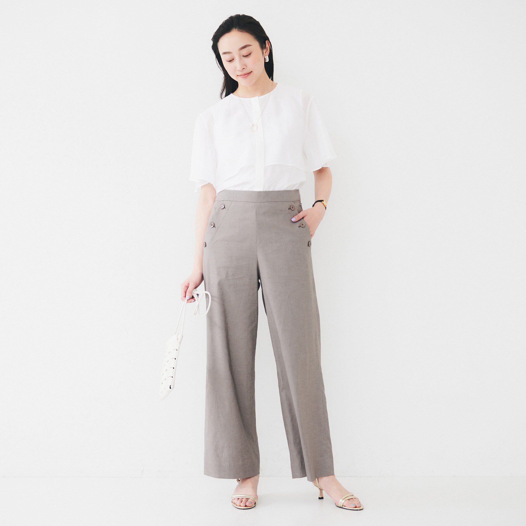 UNTITLED「【オンオフ/二の腕カバー】オーガンジーラッフルブラウス」|シャツ・ブラウス|