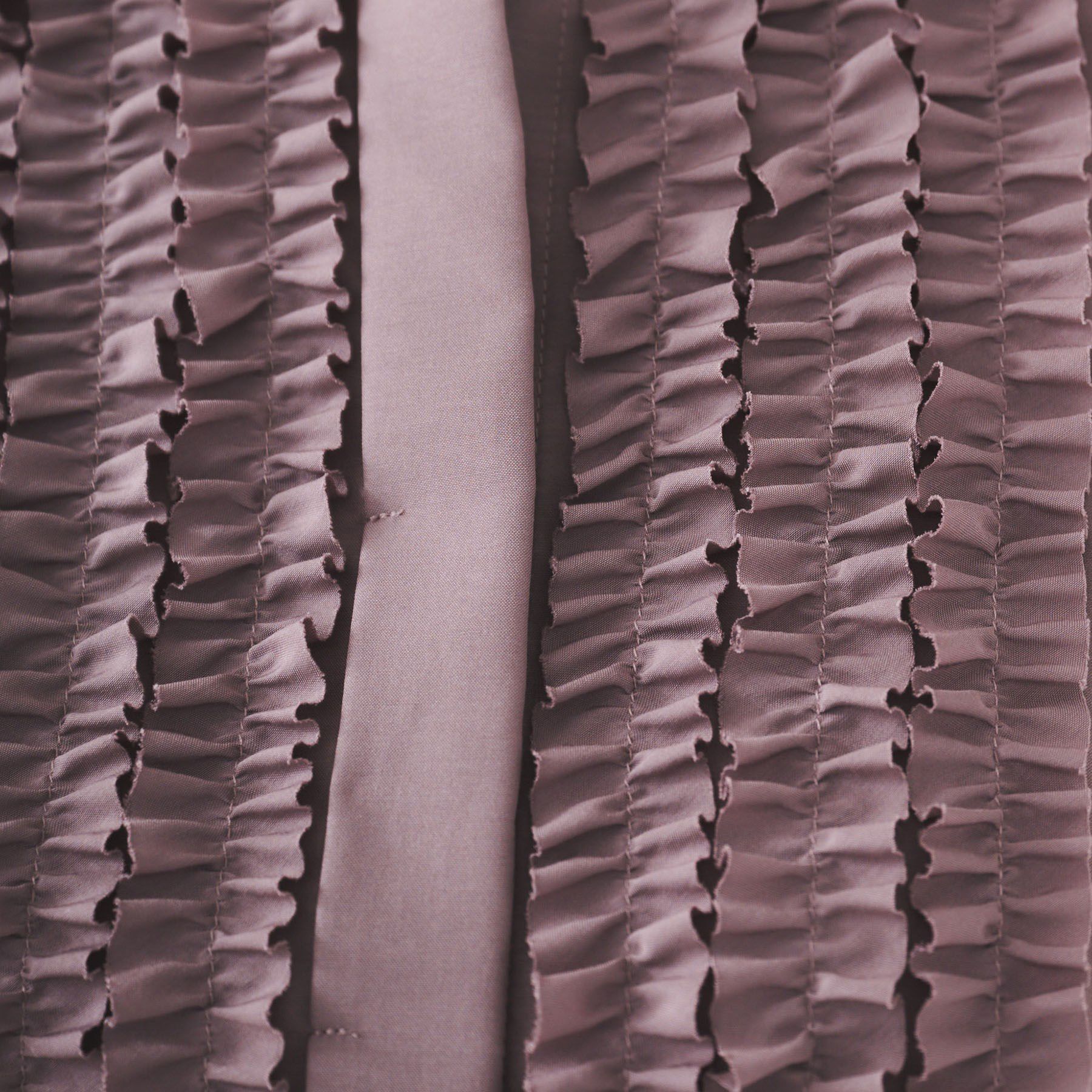 UNTITLED「スタンドネックフリルブラウス【吸水速乾/UVケア】」|シャツ・ブラウス|