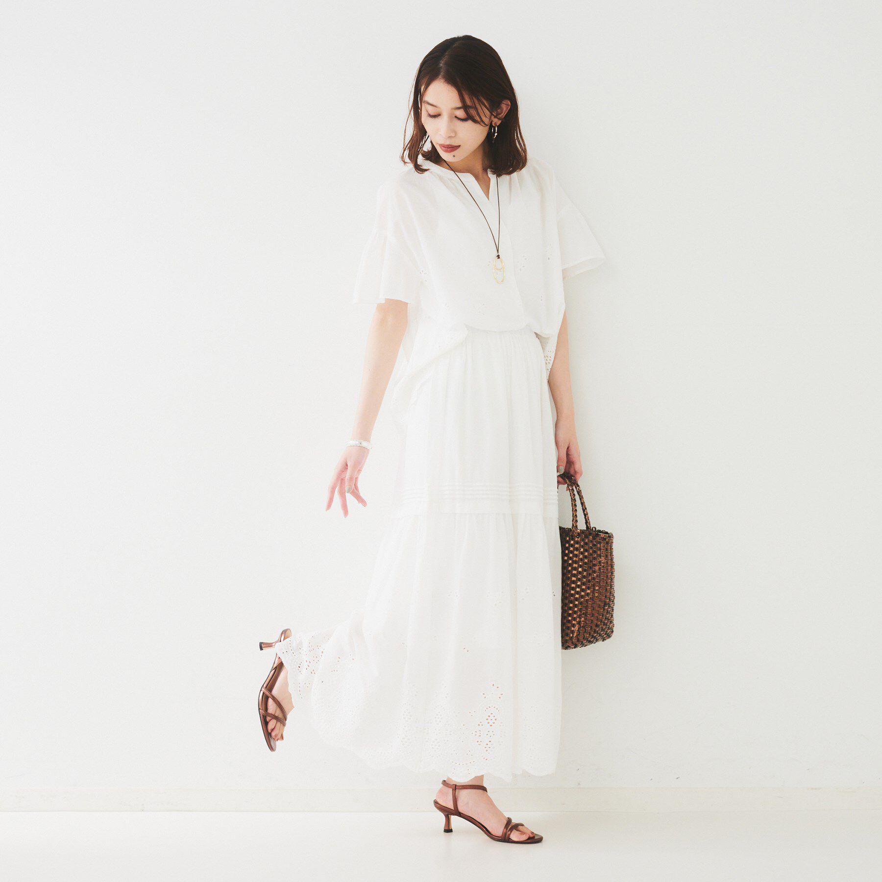 UNTITLED「【セットアップ可/コットン100】スカラップ刺繍スカート」|スカート|