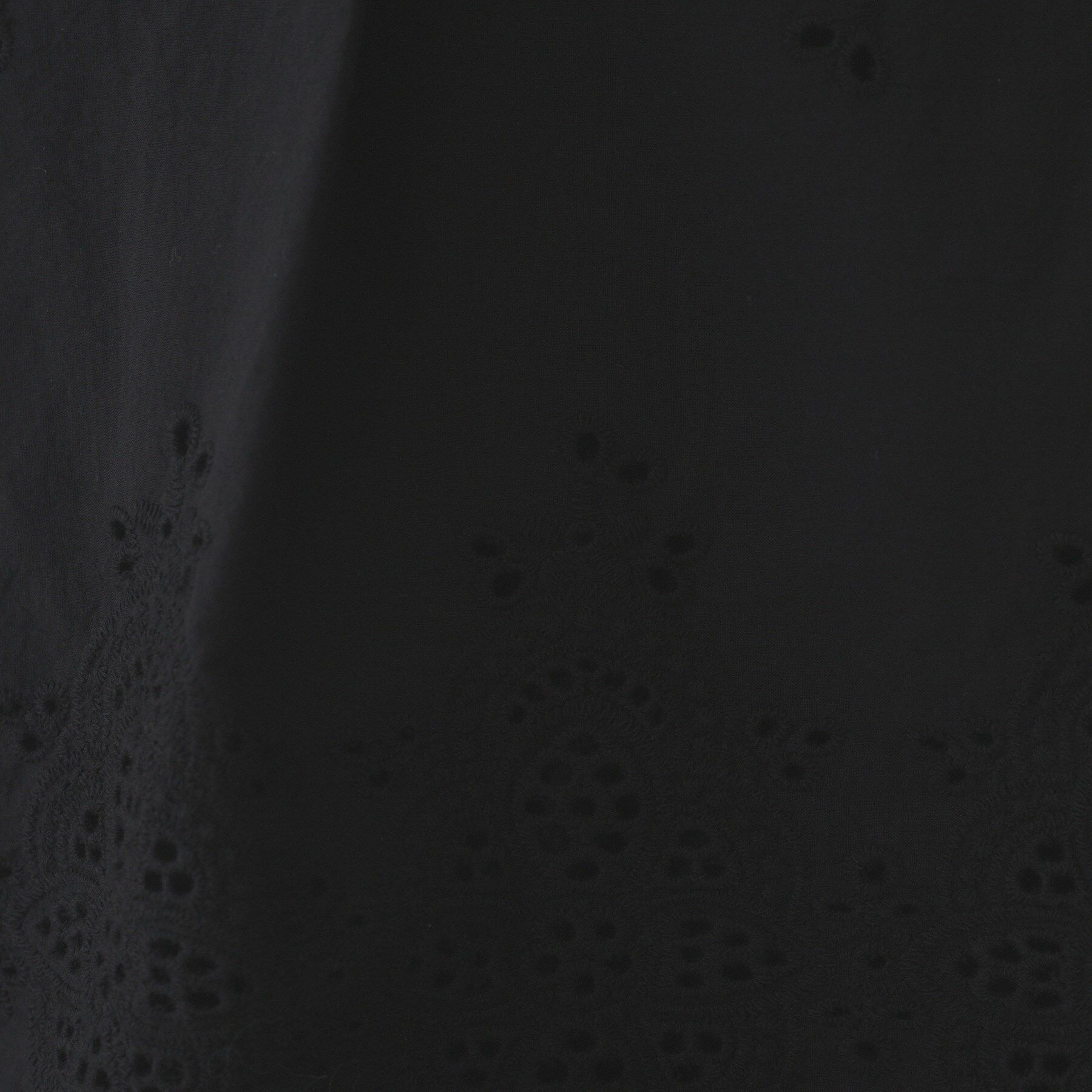 UNTITLED「【セットアップ可/コットン100】スカラップ刺繍ブラウス」|シャツ・ブラウス|