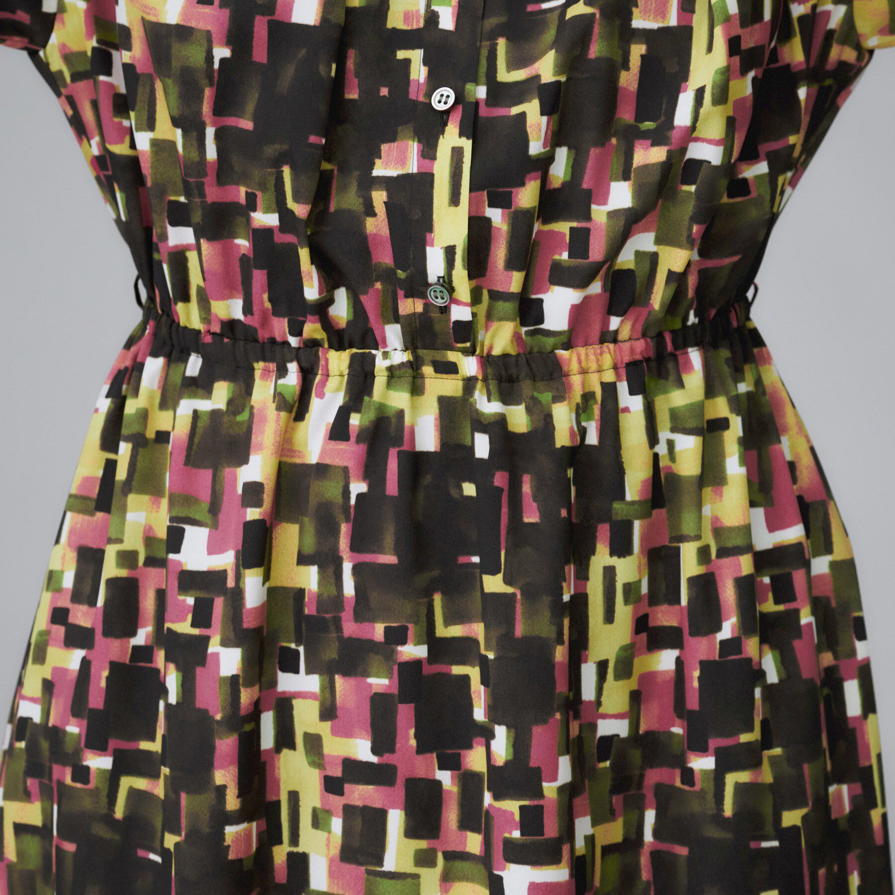 UNTITLED「【洗える/前開きボタン/ベルト付】ブロック柄ワンピース」|ワンピース|