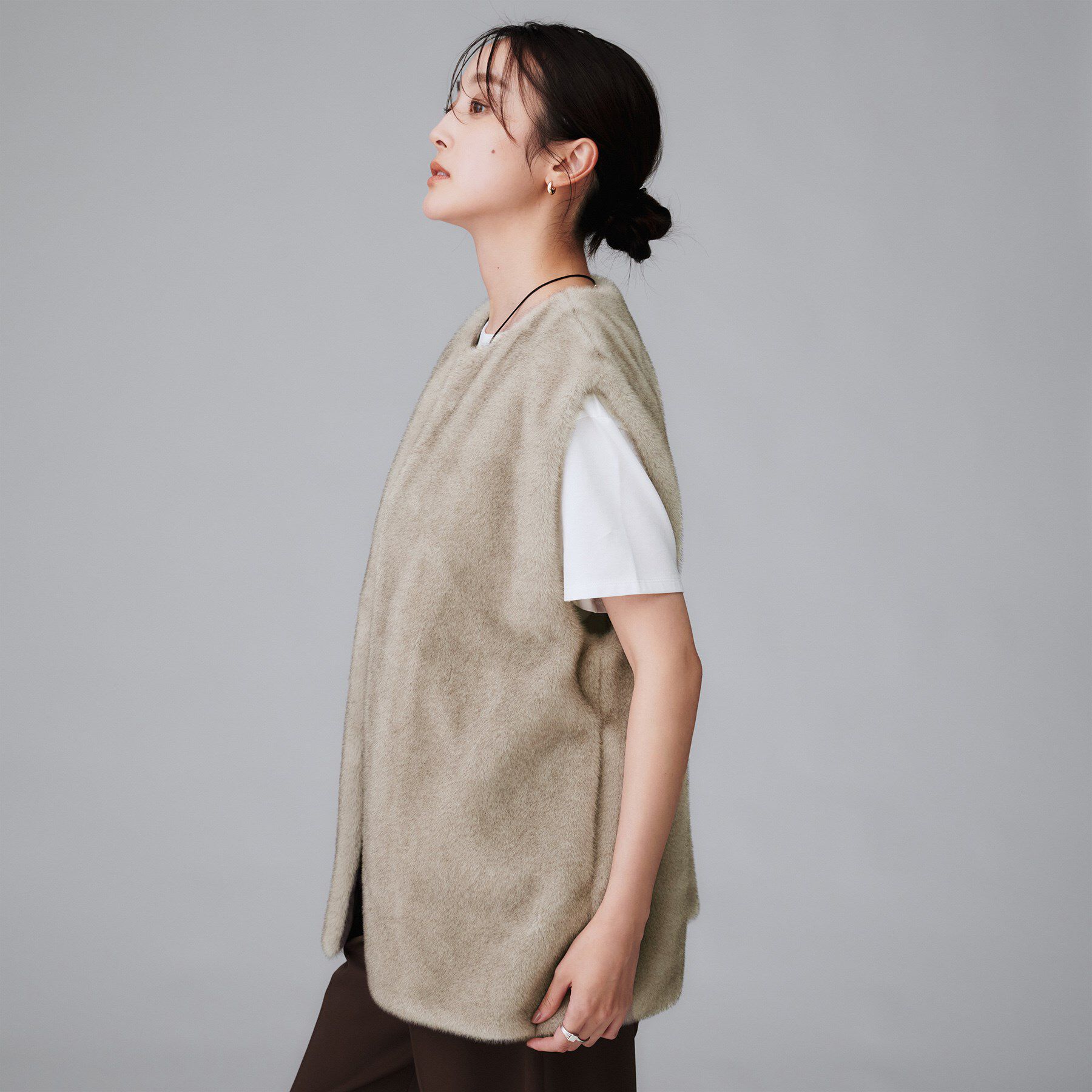 UNTITLED「【トレンド/ジレ】フェイクファーベスト」|ベスト・ジレ|