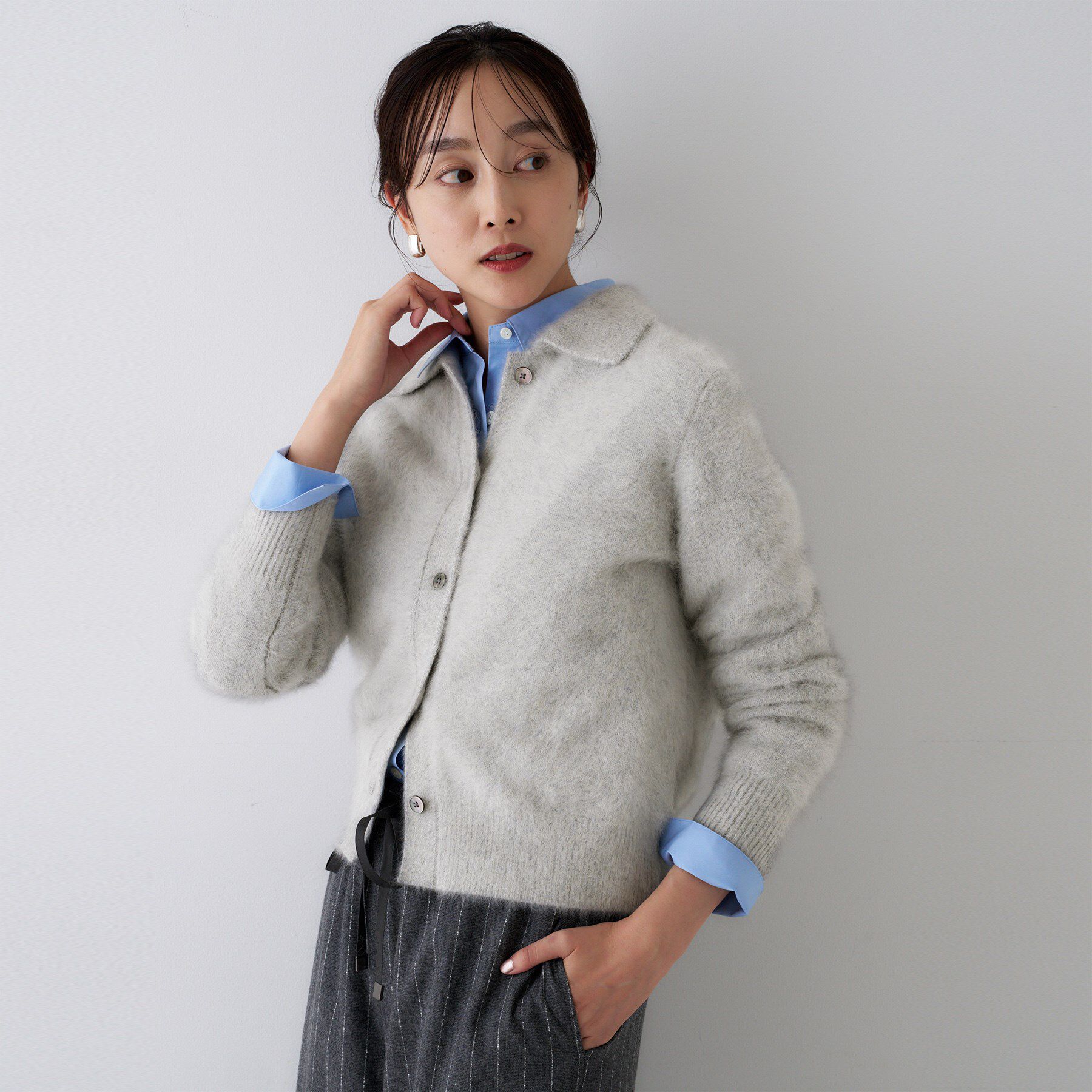 UNTITLED「【ふわふわニット/オンオフ使える】フォックスカシミヤ衿付きカーディガン」|カーディガン|