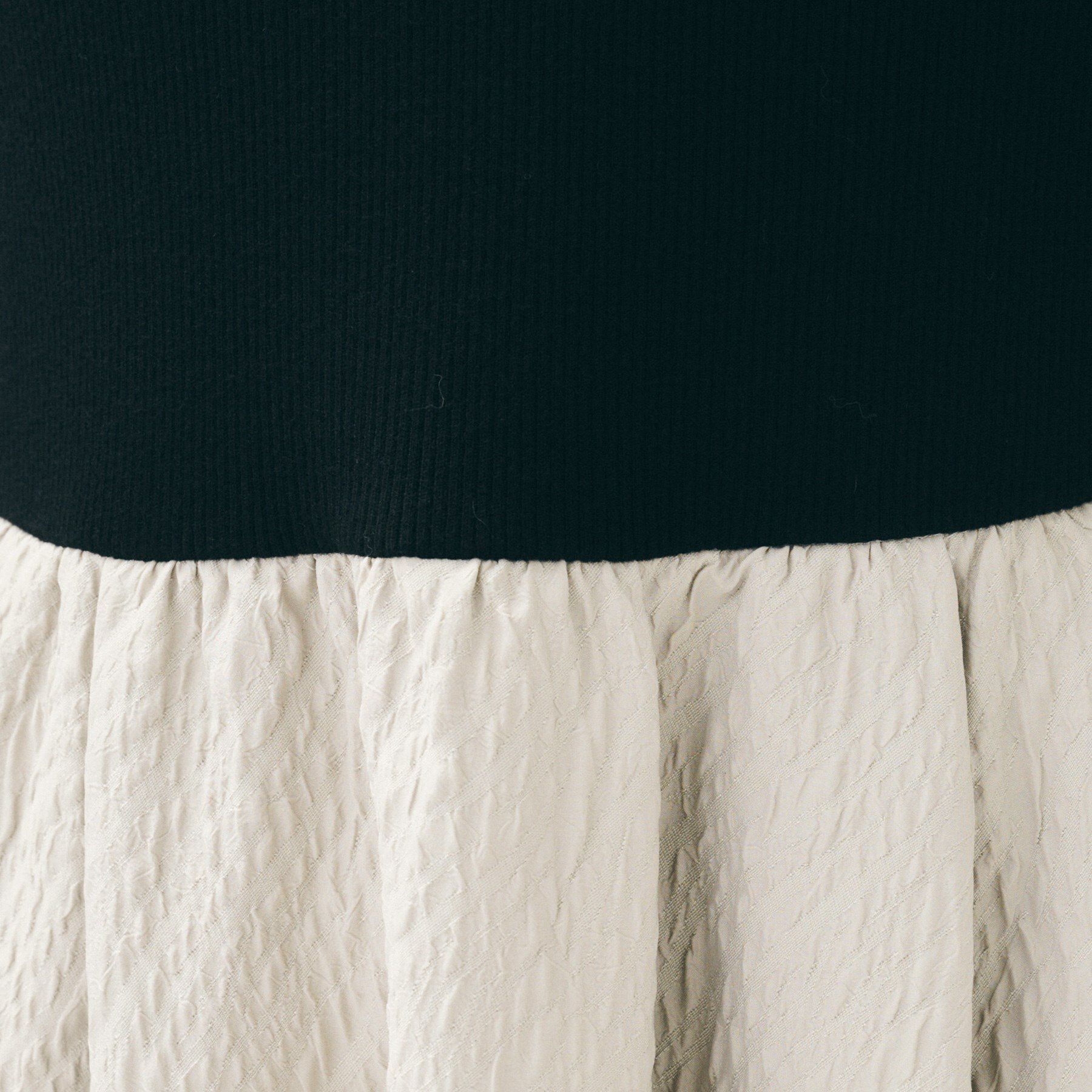 UNTITLED「【大人フェミニン/トレンド】ニット&times;ジャカード ドッキングワンピース」|ワンピース|