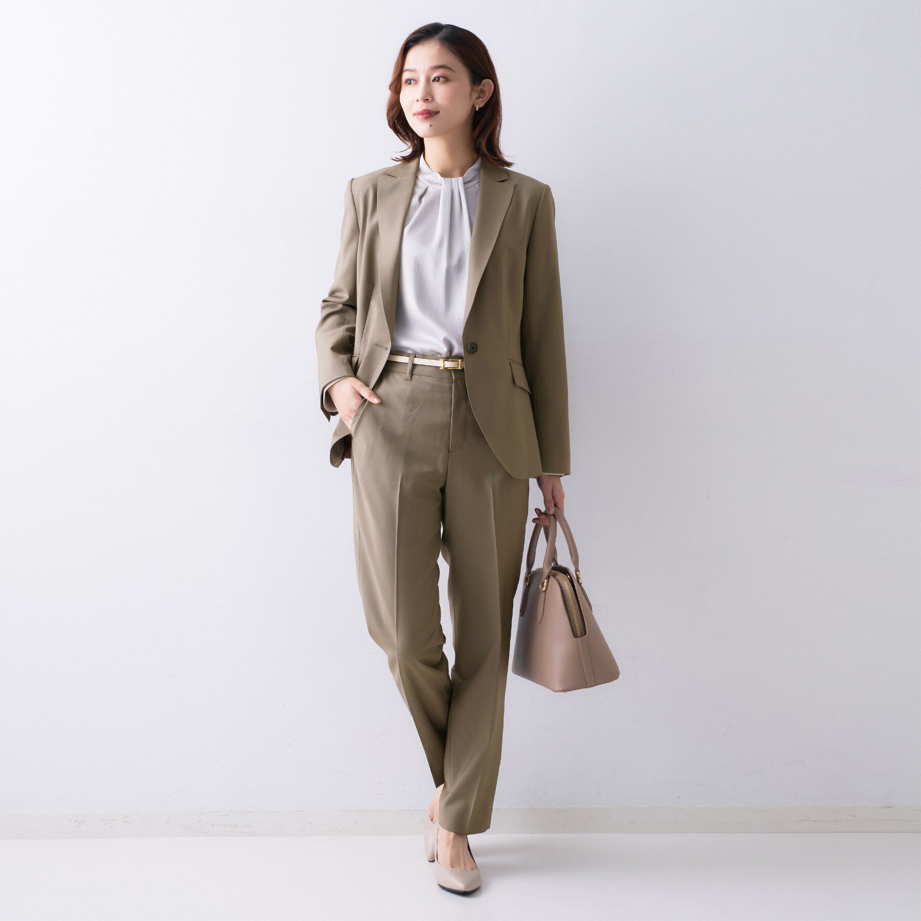 UNTITLED「【仕事着/スーツ】プレミアムテーパードパンツ」|その他|