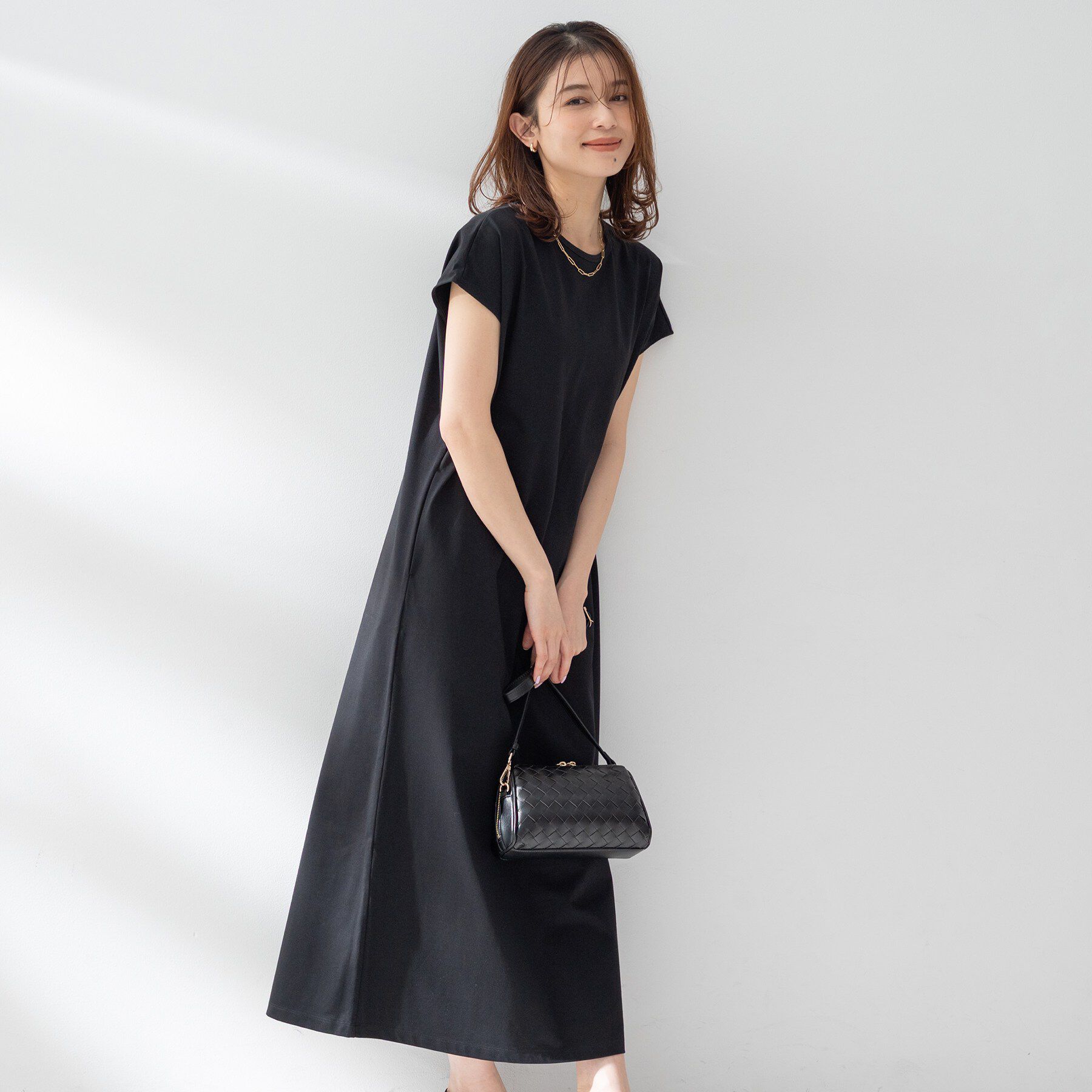 UNTITLED「【接触冷感/UVカット/遮熱/抗菌防臭】ライトプレーティングワンピース」|ワンピース|