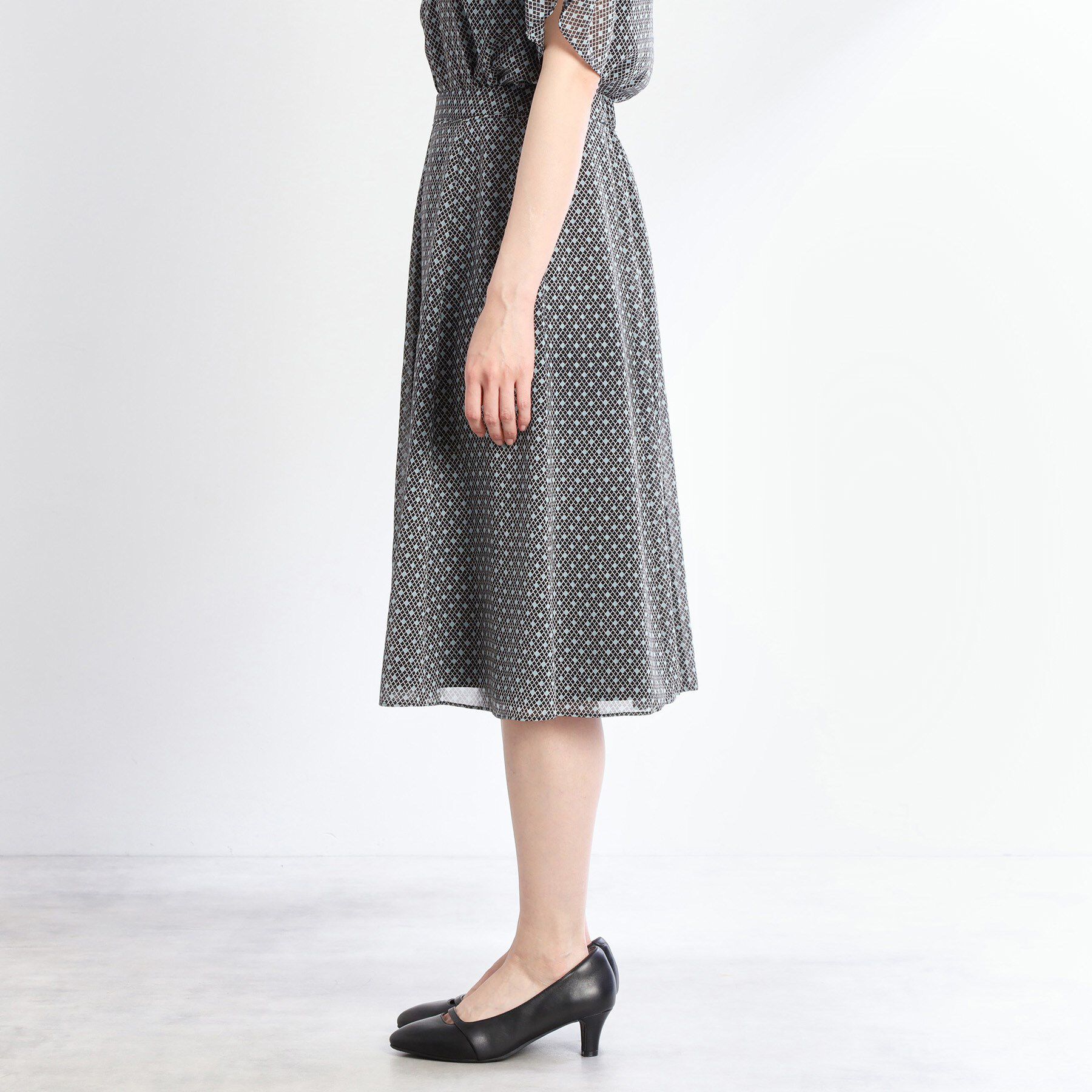 Reflect「【マシンウォッシュ可／セットアップ可】コツキ柄プリントフレアスカート」|スカート|