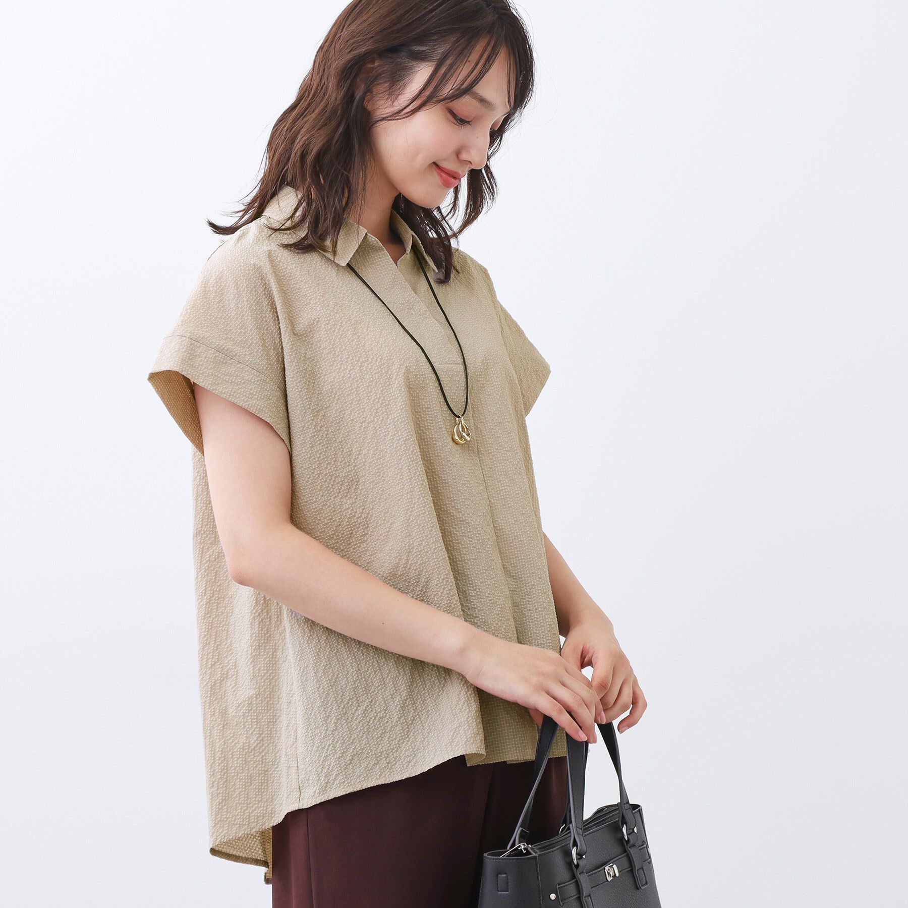 Reflect「【二の腕さりげなくカバー】シャツ衿オフボディブラウス」|シャツ・ブラウス|