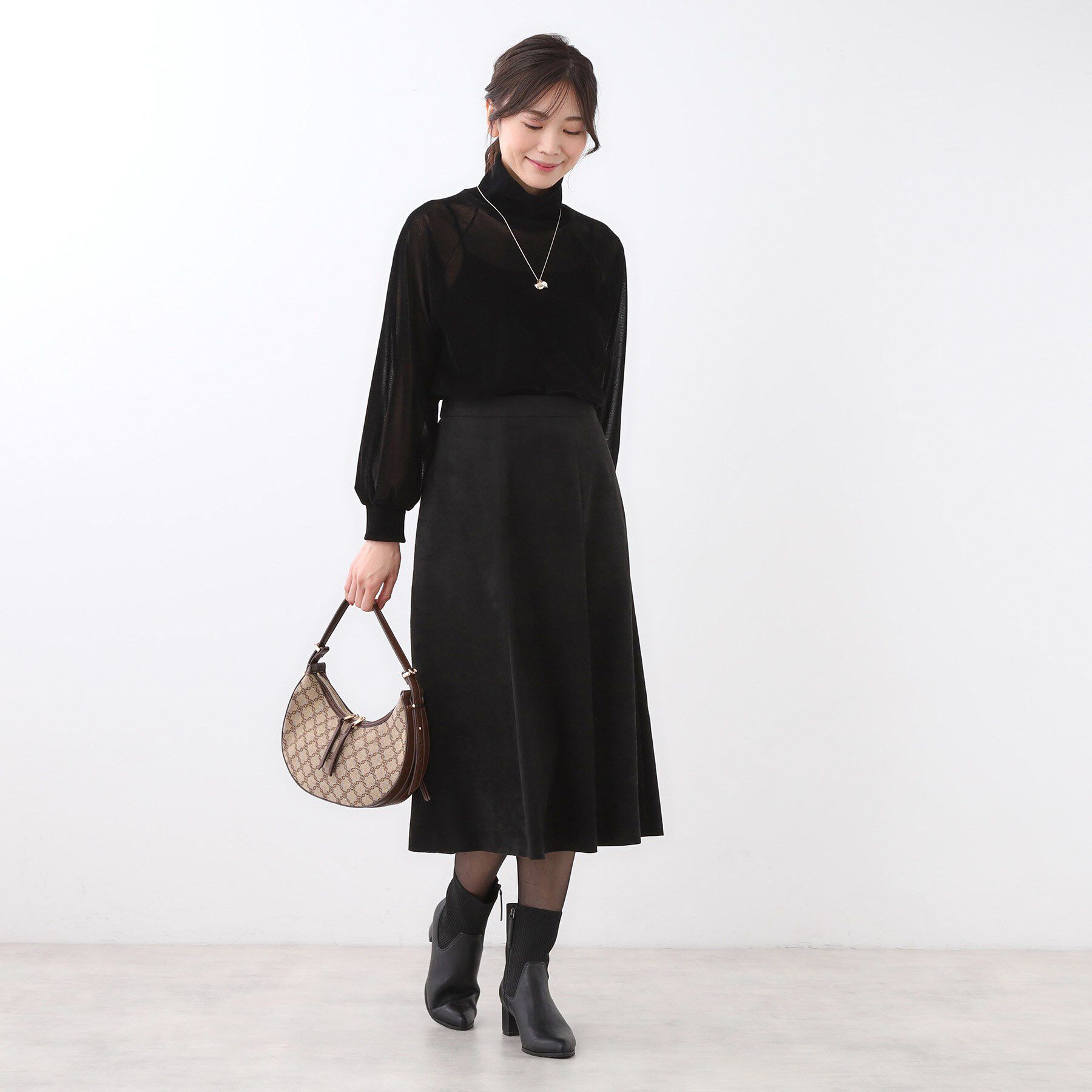 Reflect「【ジャケット合わせにぴったり◎】スエードライクフレアスカート」|スカート|