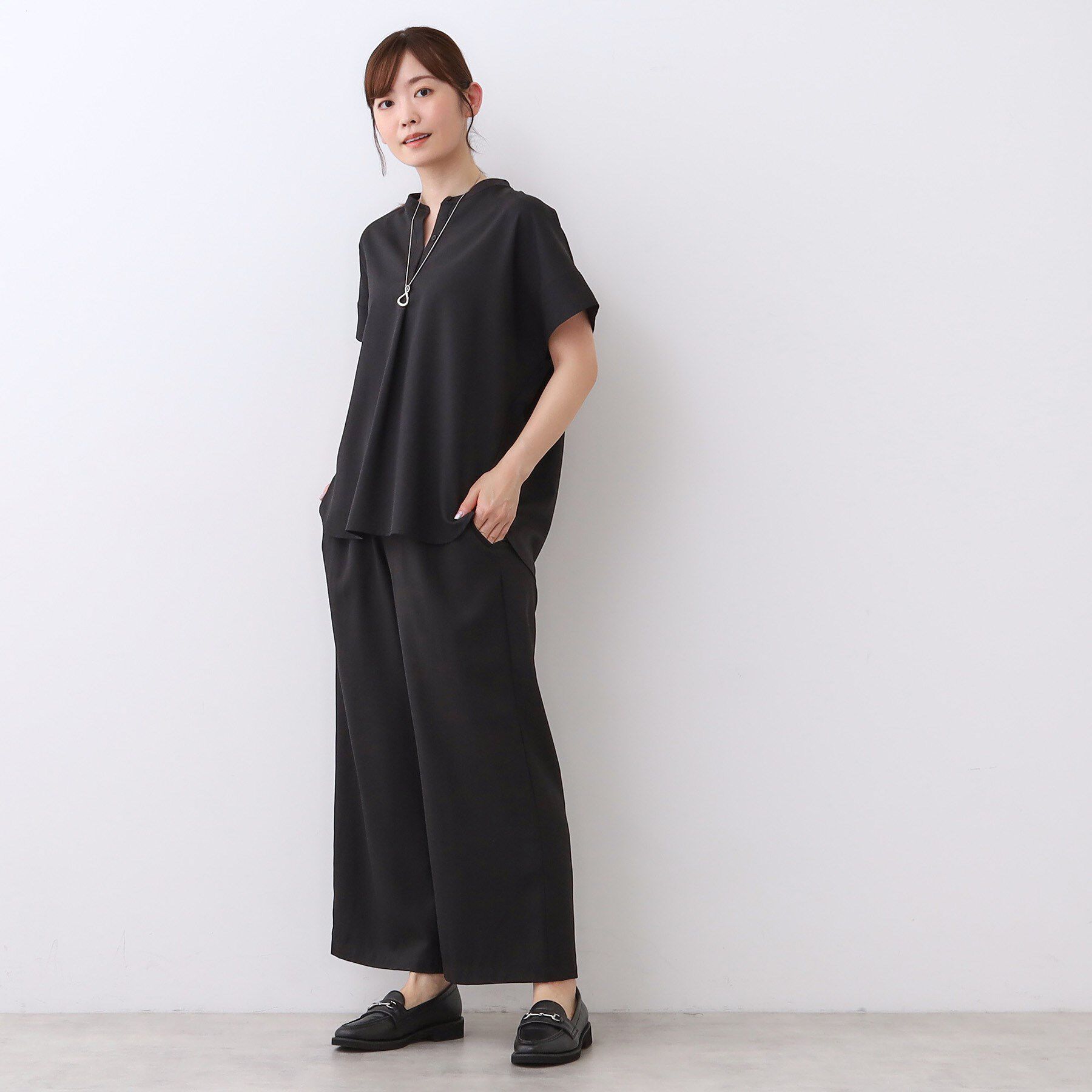 Reflect「【E‐QUALITY／ウエスト総ゴム／セットアップ／単品使いOK◎】ブラウス＋ストレートパンツセット」|スーツ|