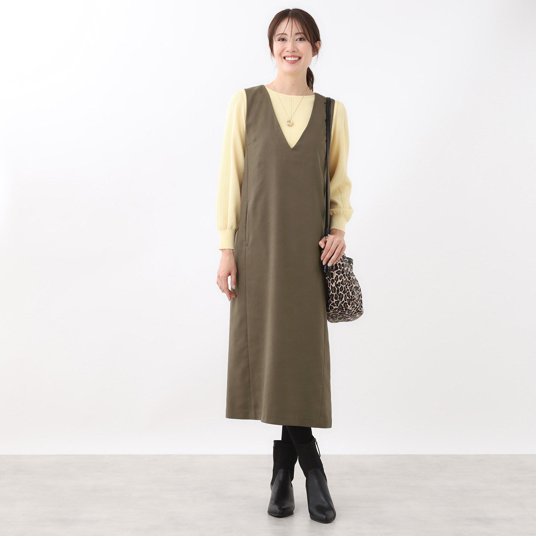 Reflect「【すっきりシルエット】スエードライクジャンパースカ―ト」|ワンピース|