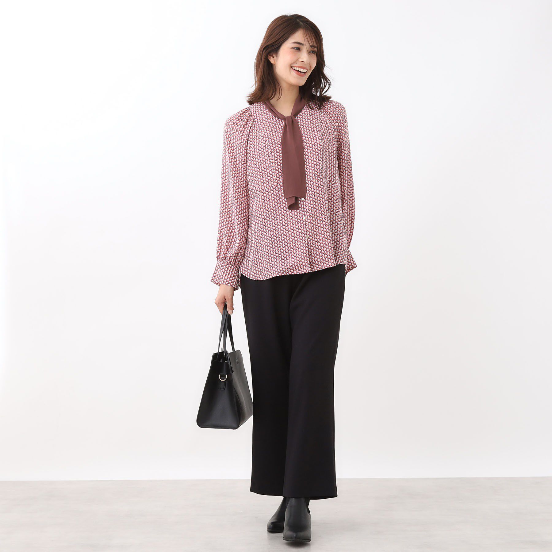 Reflect「【レイヤードに◎】ボウタイプリントブラウス」|シャツ・ブラウス|