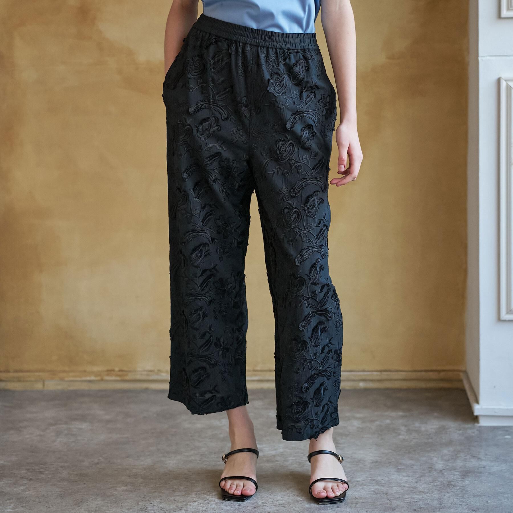 DRESSTERIOR「【ウォッシャブル/ウエストゴム】コットンエンブロイダリー イージーパンツ」|その他|