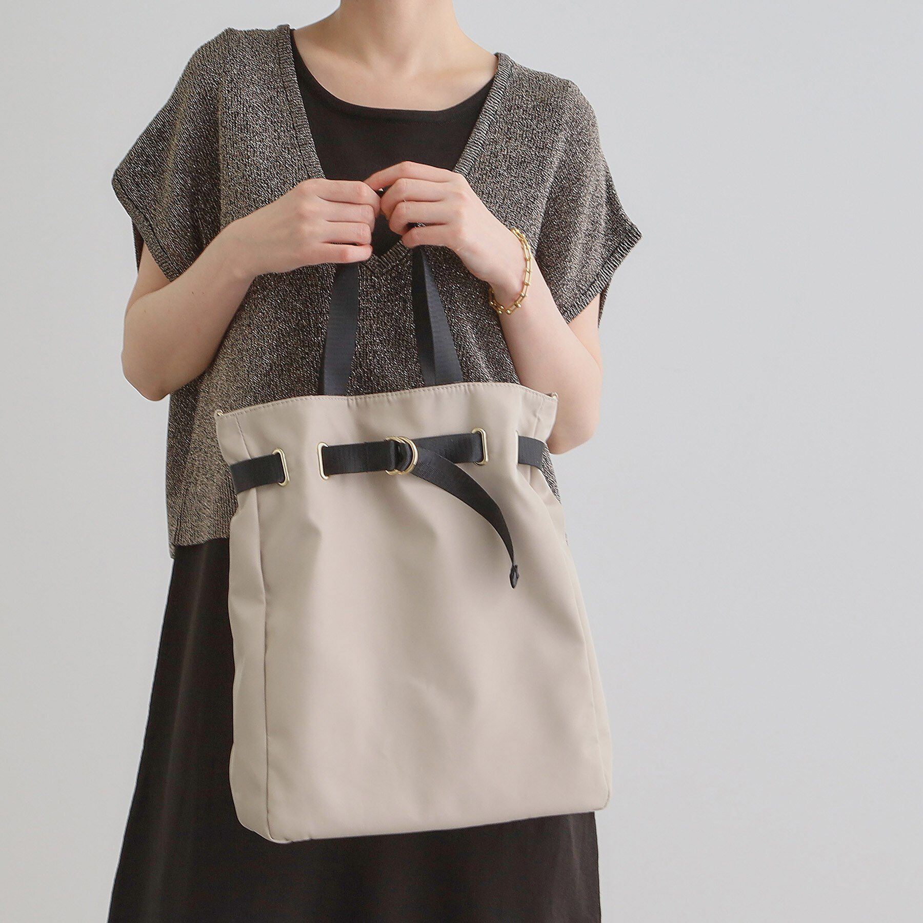 grove「【晴れの日も雨の日も】撥水ベルト2WAYトート」|トートバッグ|ライトベージュ(05