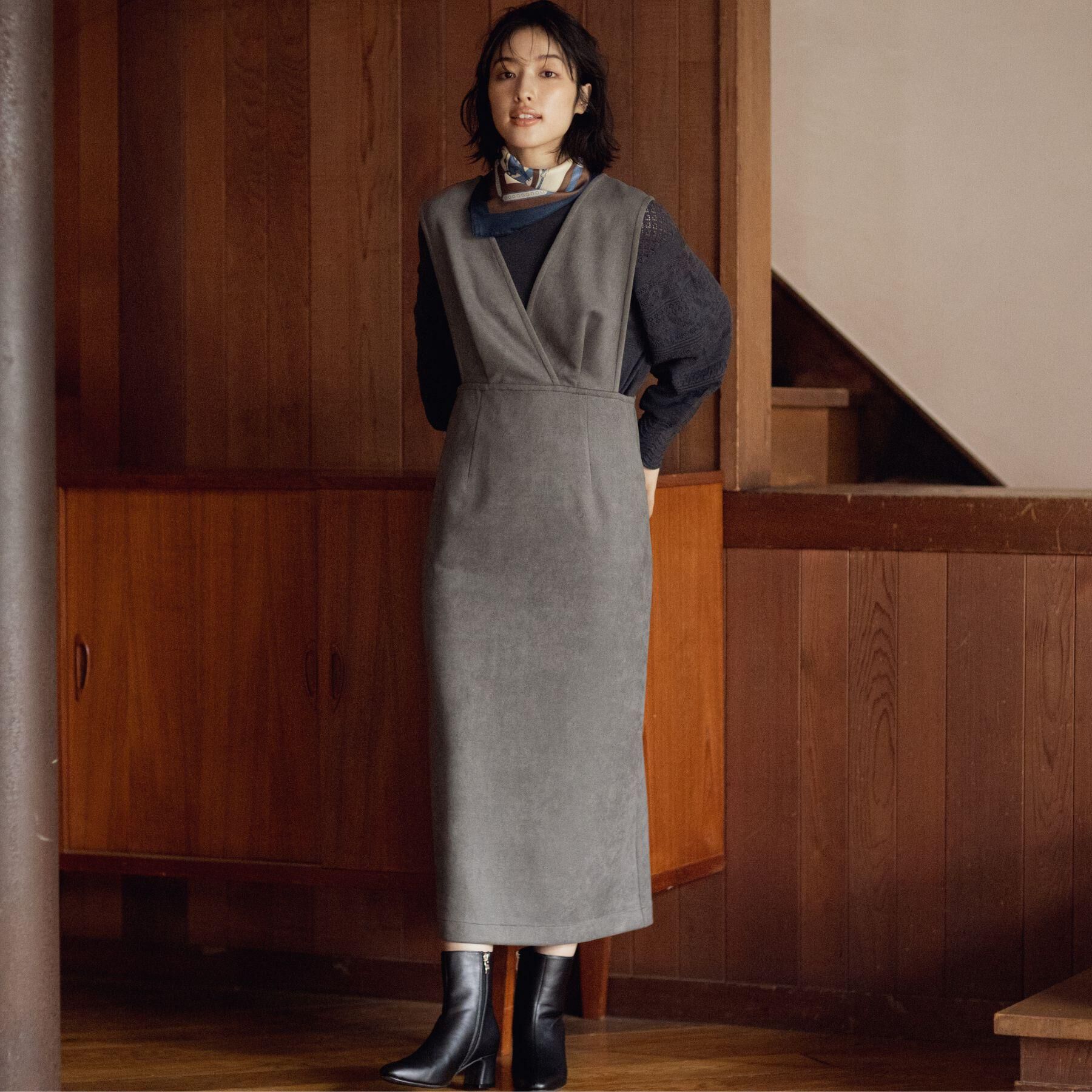 grove「【秋から冬まで活躍】スエードライクジャンパードレス」|ワンピース|