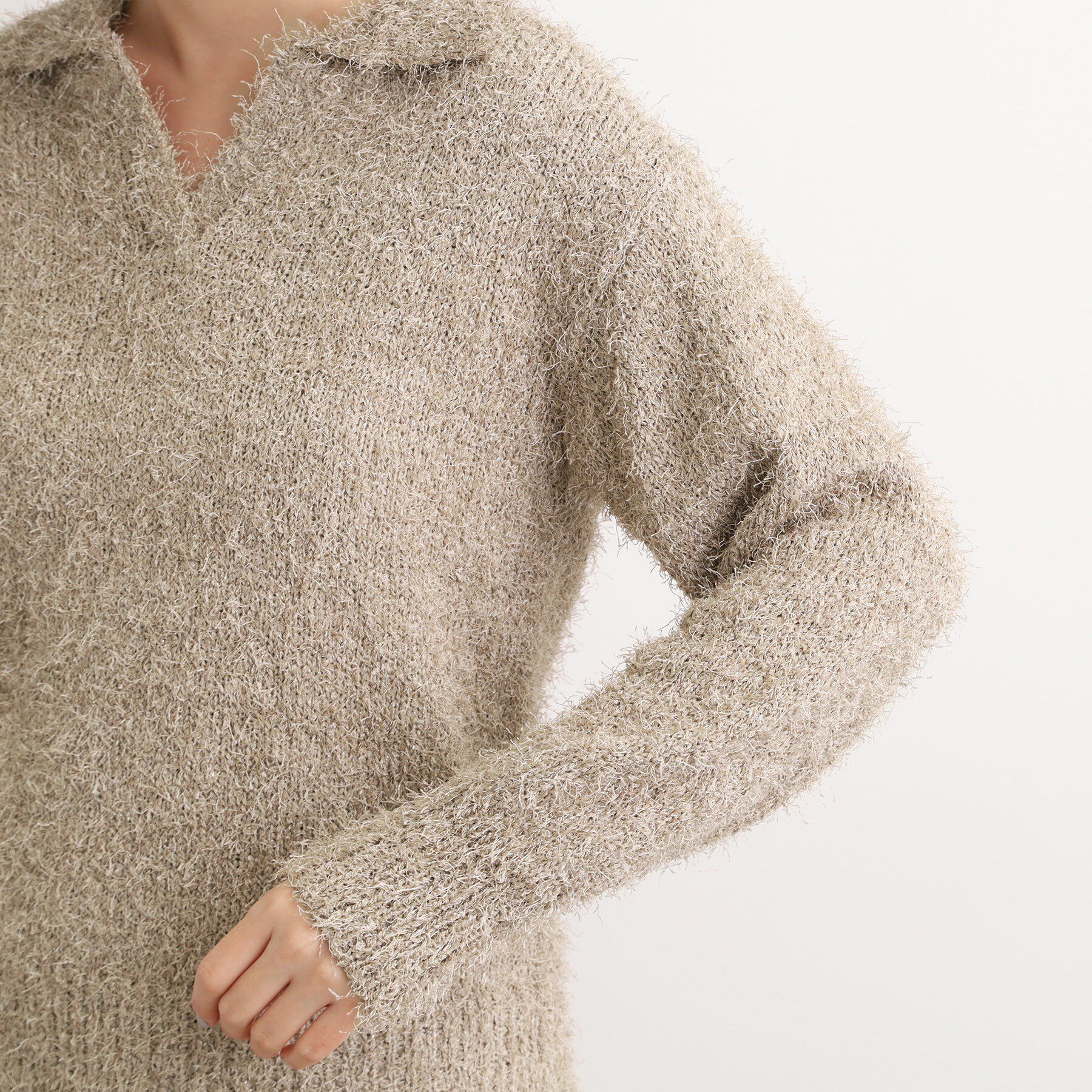 grove「【最終お値下げ！！】ラメフェザーヤーン オープンカラーニット」|ニット・セーター|