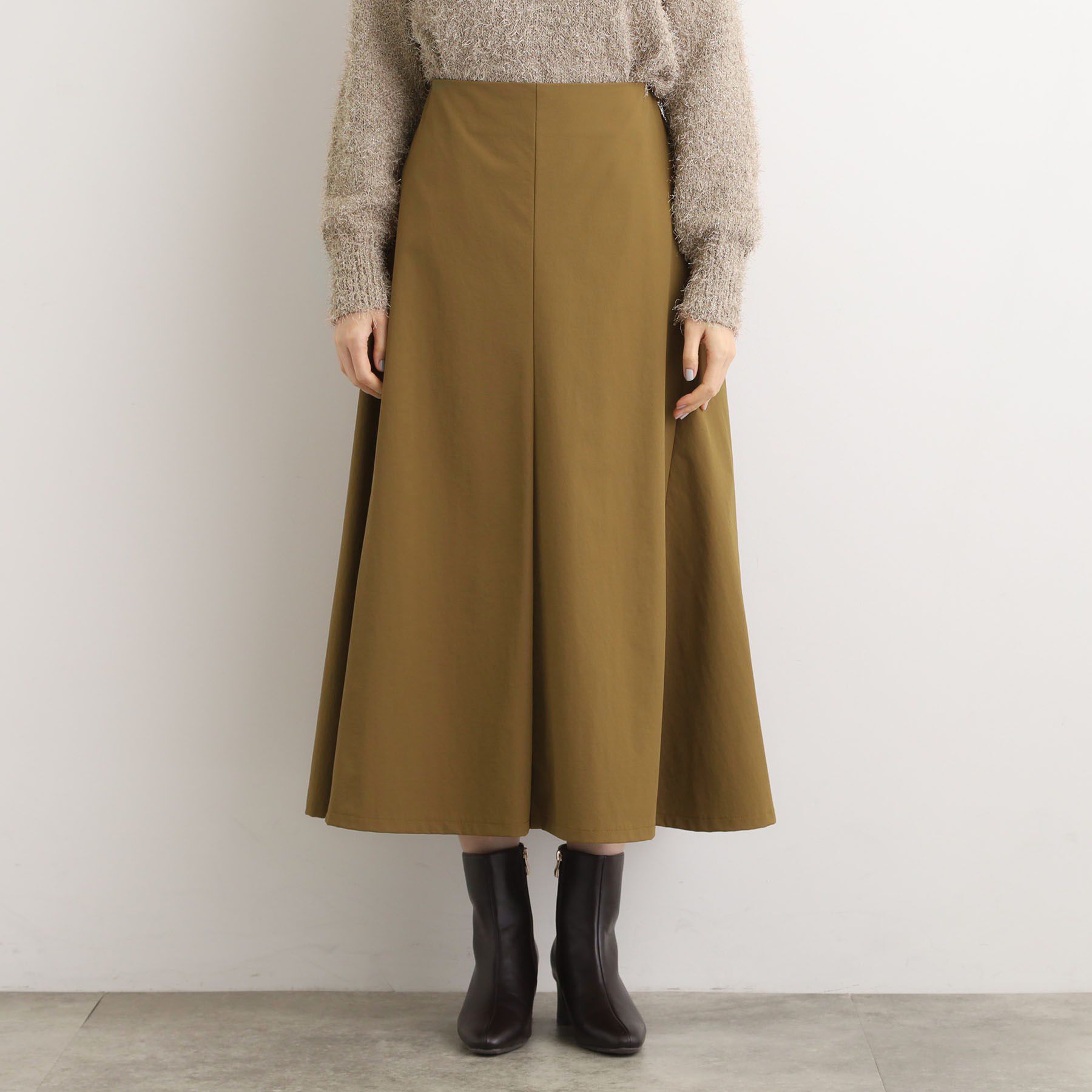 grove「もっちりナイロンストレッチトラペーズスカート」|スカート|