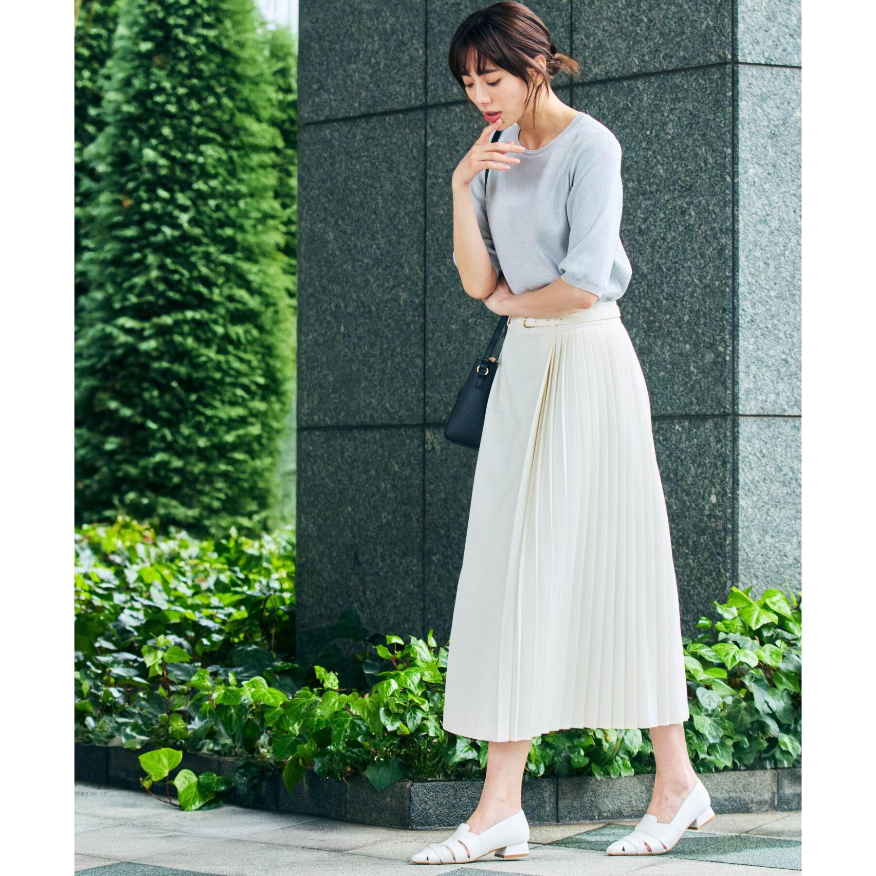 grove「新色入荷！【貴島明日香さん着用・シリーズ累計34万枚】やわらかドライタッチ 五分袖クルーネックニット」|ニット・セーター|