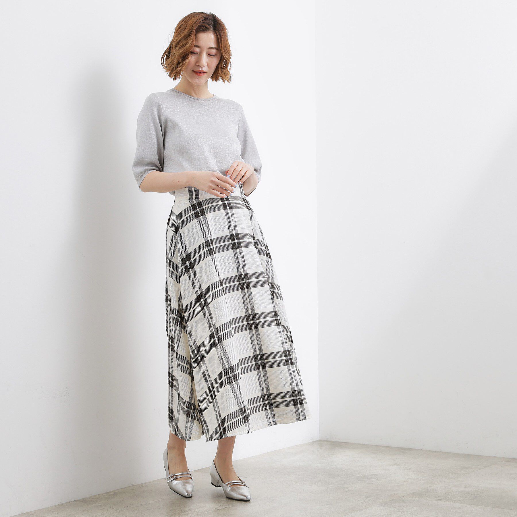 grove「新色入荷！【貴島明日香さん着用・シリーズ累計34万枚】やわらかドライタッチ 五分袖クルーネックニット」|ニット・セーター|