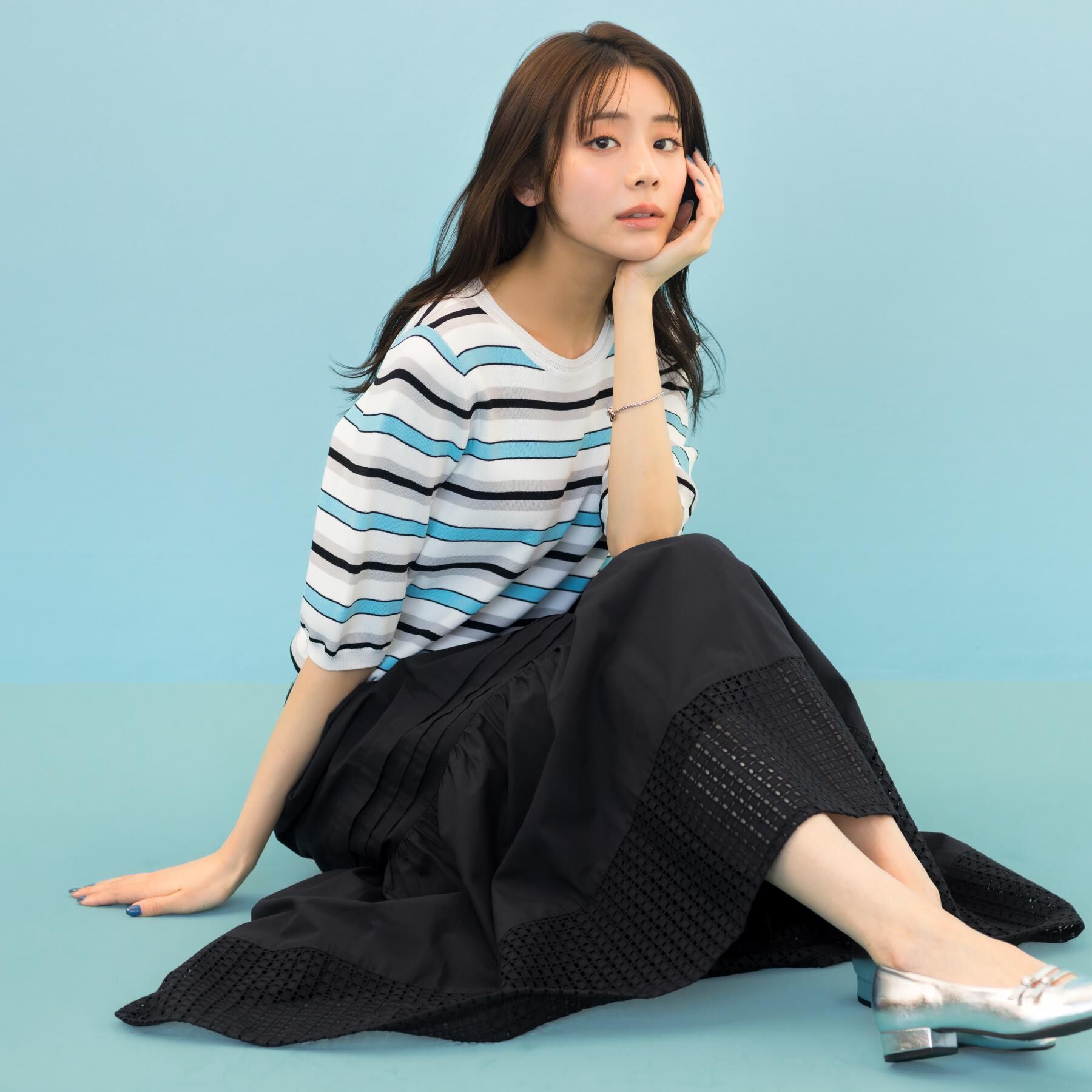 grove「新色入荷！【貴島明日香さん着用・シリーズ累計34万枚】やわらかドライタッチ 五分袖クルーネックニット」|ニット・セーター|